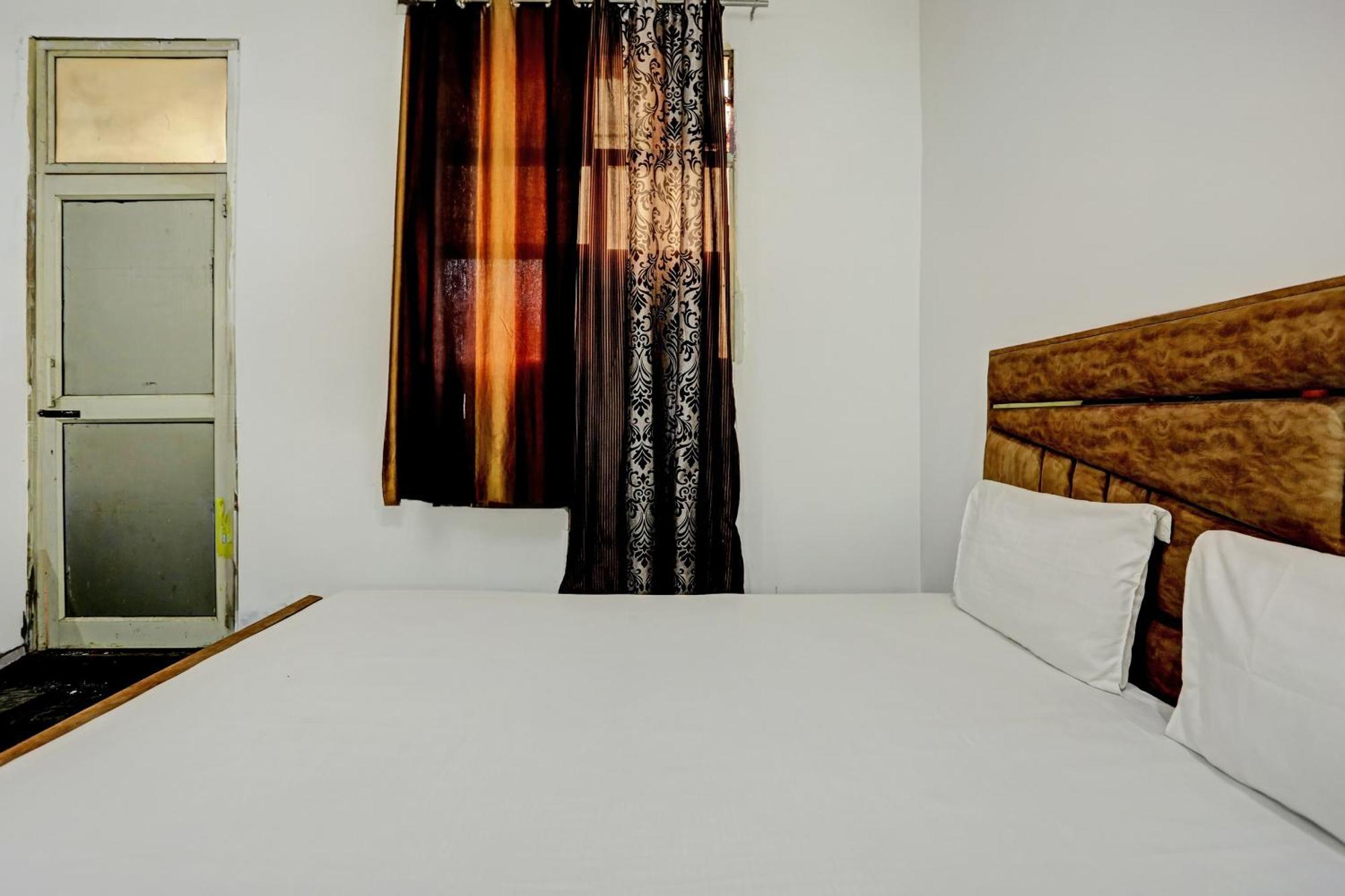 Hotel O Raaz Hotel Delhi  Exterior photo